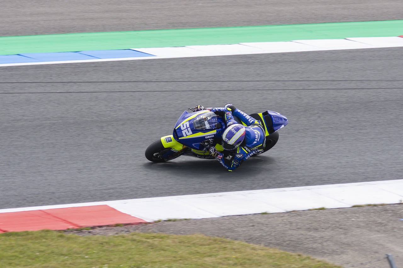 特首秀戴帽 特首秀戴帽